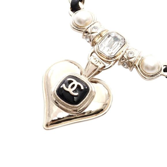 Chanel Heart Necklace Gold Leather Faux Pearl - Picture 1 of 8